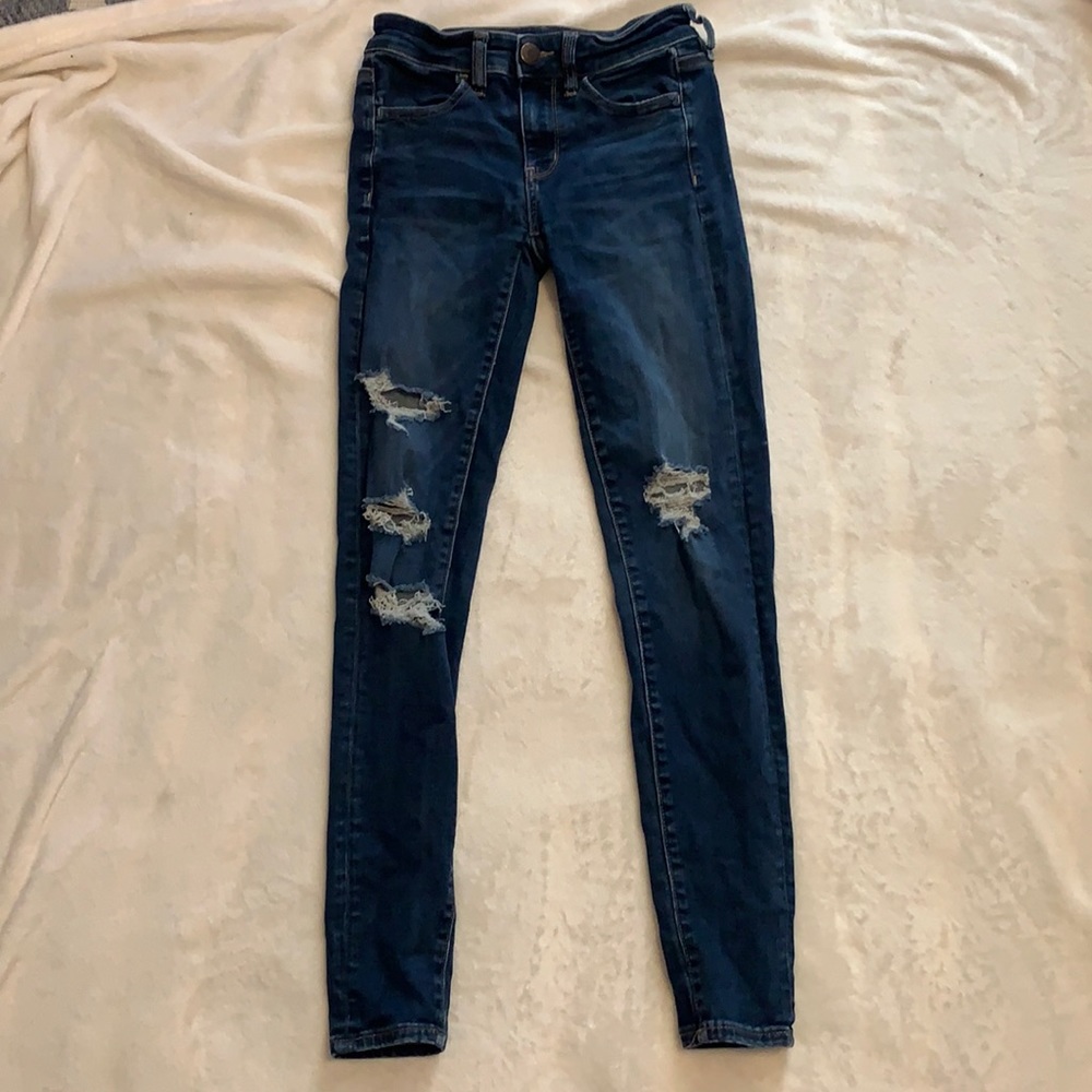 American eagle, size 2, next level stretch jeans